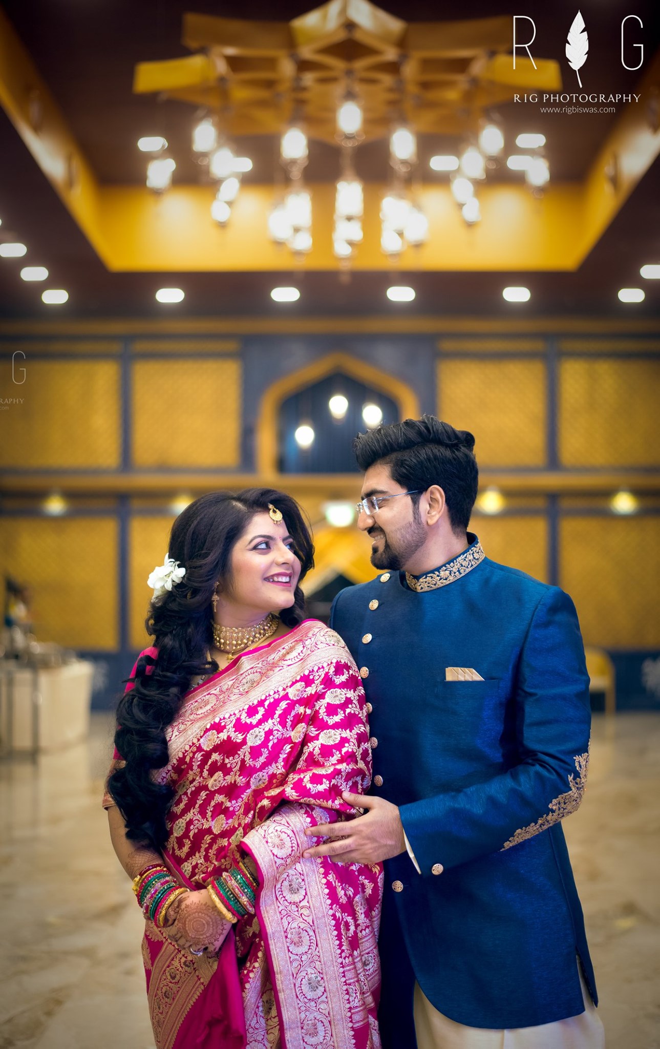 Saree wearing style for clearance wedding reception